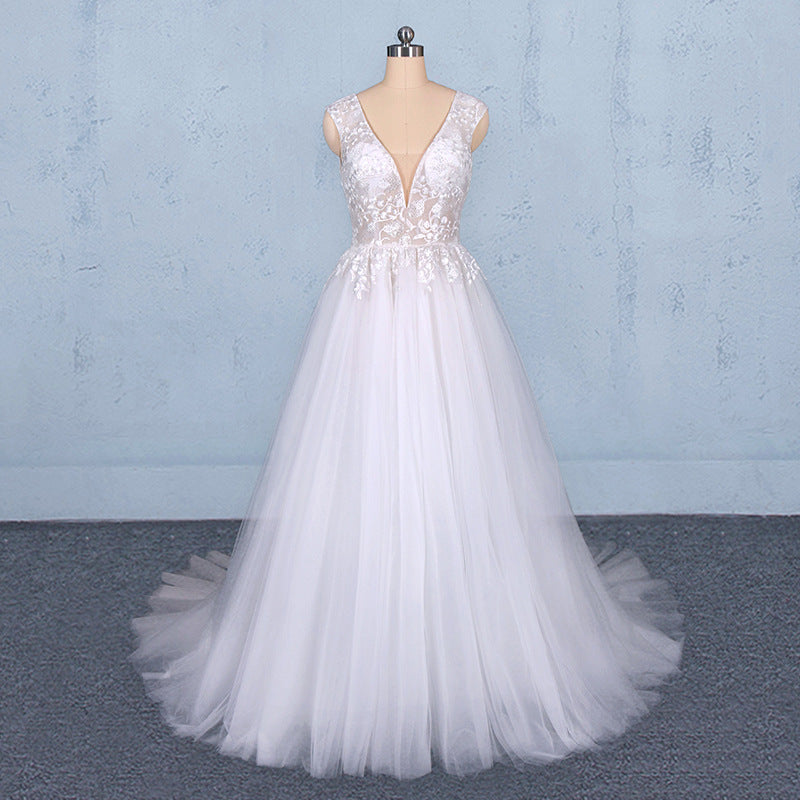 Stunning A Line V Neck Tulle Lace Appliques Wedding Dress, Bridal Dress OKQ12