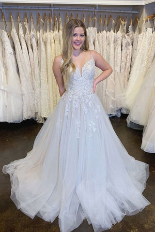 Elegant Tulle Lace Appliques Long Wedding Dress Spaghetti Straps Bridal Dress OK1162