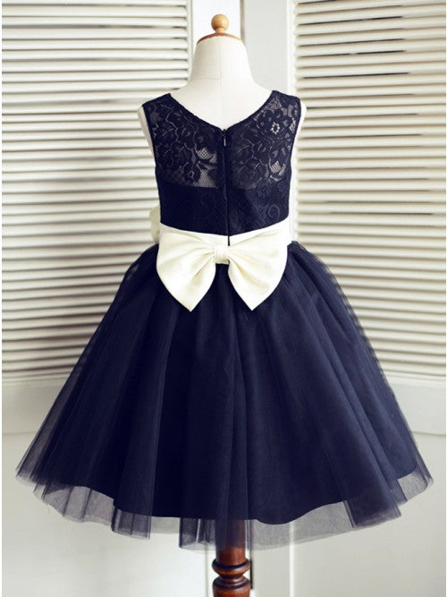 A-Line Round Neck Knee-Length Navy Blue Flower Girl Dresses with Bowknot Flower OKP20