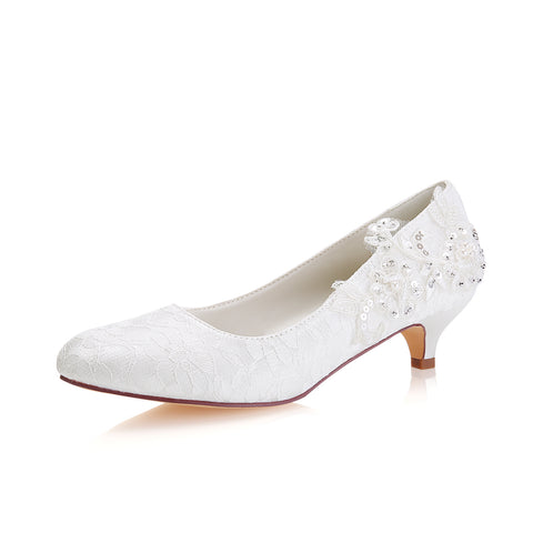 Chic Ivory Low Heels Rhinestones Wedding Shoes with Lace Appliques L-923