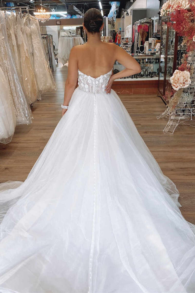 White Sweetheart Appliques Tulle Long Ball Gowns Wedding Dress OK1536