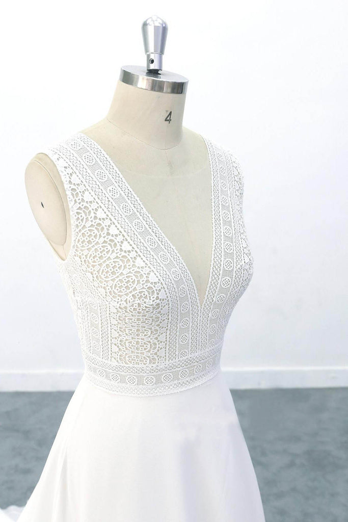 Illusion Boho Wedding Dress with Floral Lace Appliques Lace Top Wedding Dress With V Back OKU93