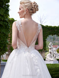 Designer White A-line Scoop Neck Tulle Court Train Appliques Lace Backless Wedding Dress OK231