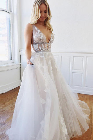 A Line Deep V-Neck Backless White Tulle Prom Dresses With Appliques OKQ63